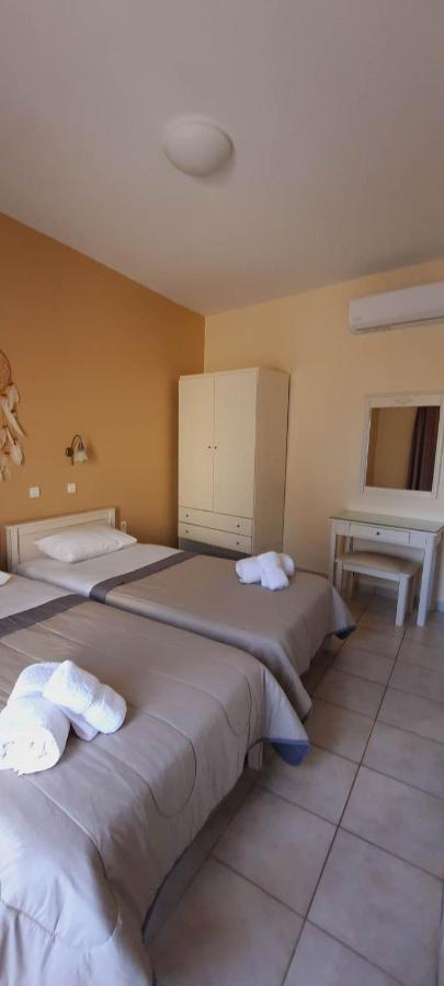 Aparthotel Lola's
