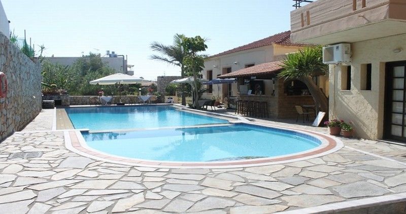 Lola's Aparthotel 2*